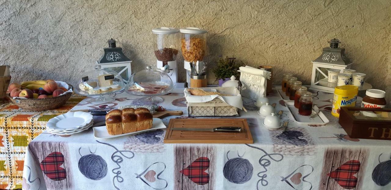 Moulin De Benedicty Bed & Breakfast Vers  Bagian luar foto